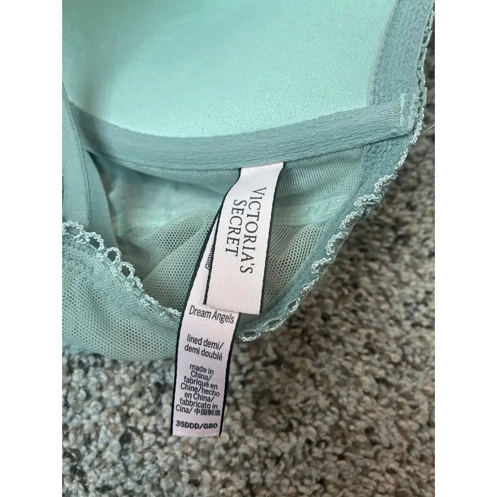 Victoria’s Secret very good